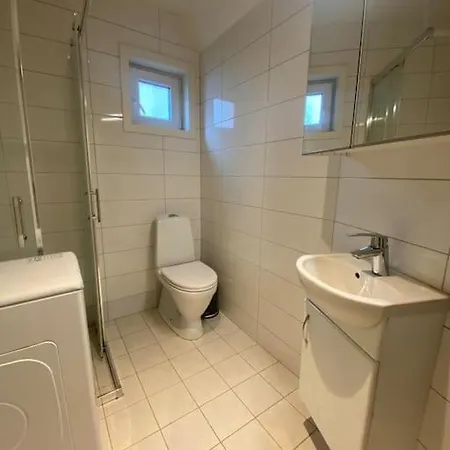 Central Studio Apt In דירה